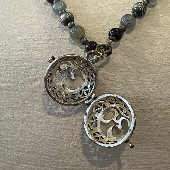 108 Bead Mala Necklace - Sunstone/Garnet/Labradorite - Picture 5 of 5